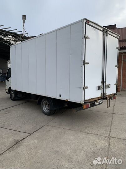 Hino 300 (Dutro), 2015