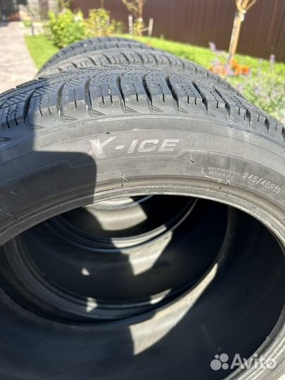 Michelin X-Ice XI3 245/45 R19 102H