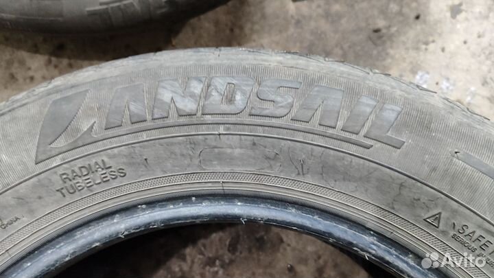 Landsail LS388 215/60 R16