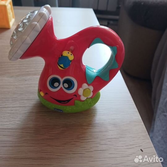 Музыкальные игрушки для малышей