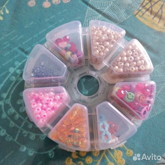 Продаю на заказ украшения/мини фигурки из бисера