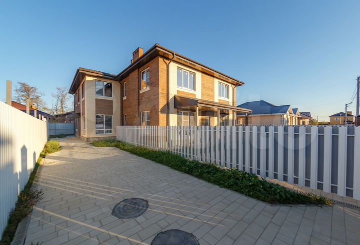 Таунхаус 131 м² на участке 2,5 сот.