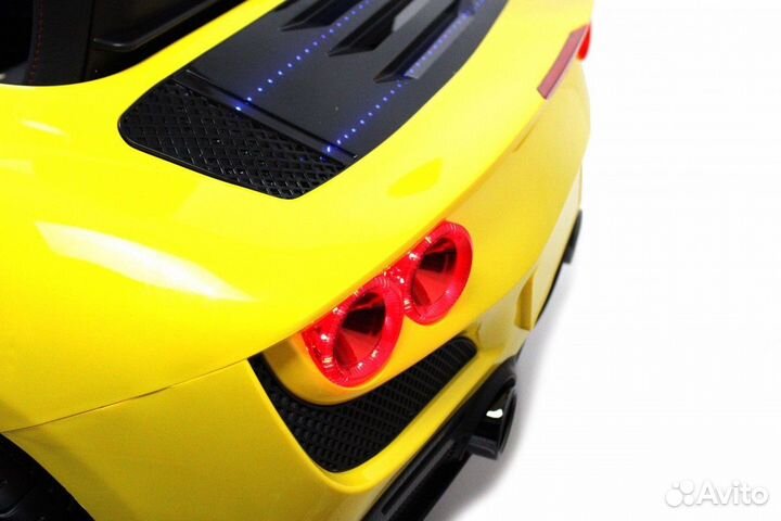Детский электромобиль Ferrari F111FF Yellow