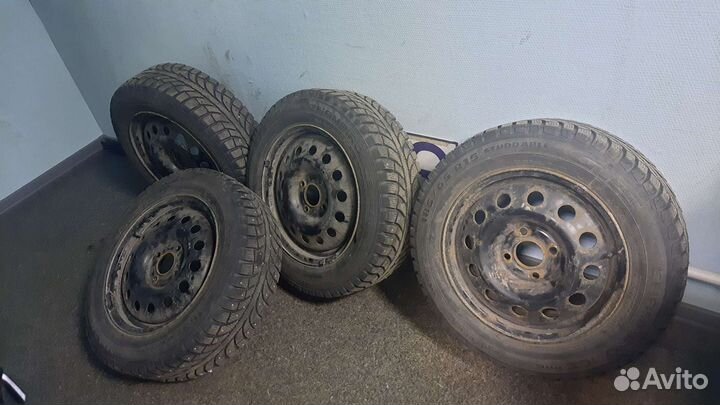 Колеса зимние 185 65 r15 4шт