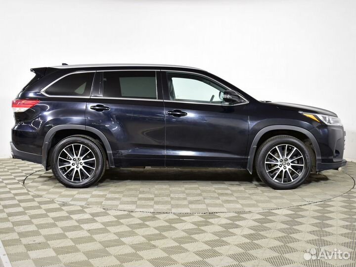 Toyota Highlander 3.5 AT, 2018, 82 333 км