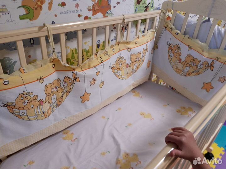 Мягкие бортики для детской кроватки