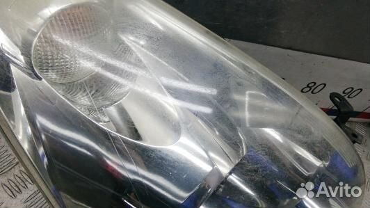 Фара правая toyota corolla verso 2 (HBR15MU01)