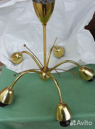 Люстра пятирожковая винтажная. Латунь. ГДР. 60 г
