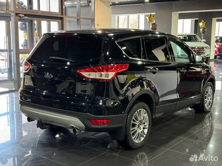 Ford Kuga 2.5 AT, 2016, 242 463 км