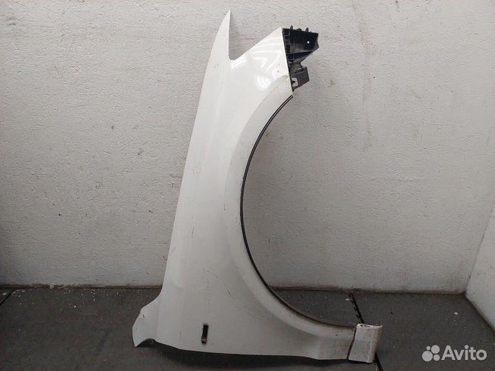 Крыло Audi Q5, 2011