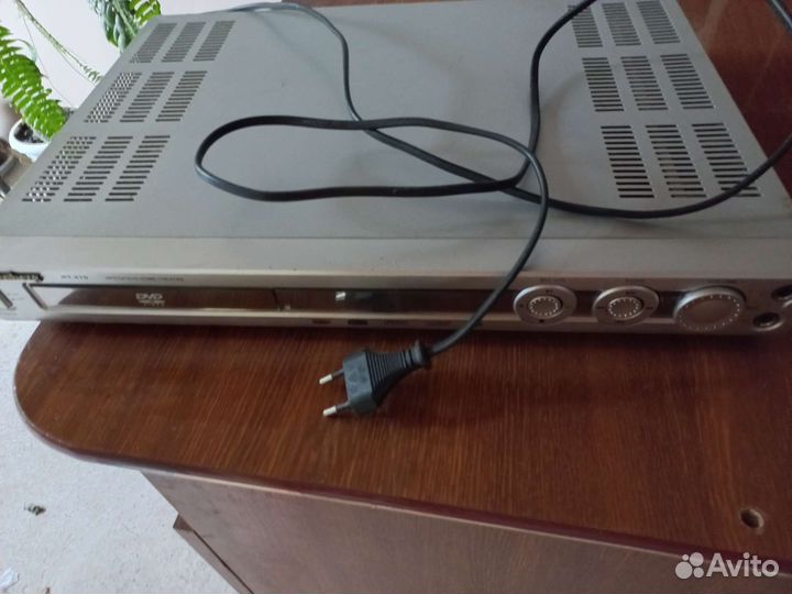 Музыкальный центр и домашний кинотеатр