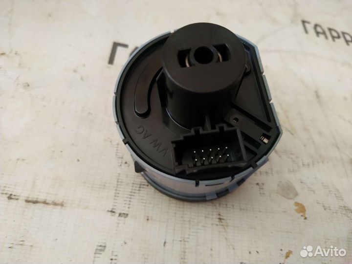 Блок управления светом 5E0941431D Шкода Октавия А7