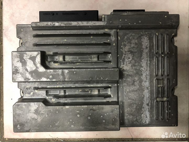 Усилитель звука Mercedes S221 W221 A2219006004