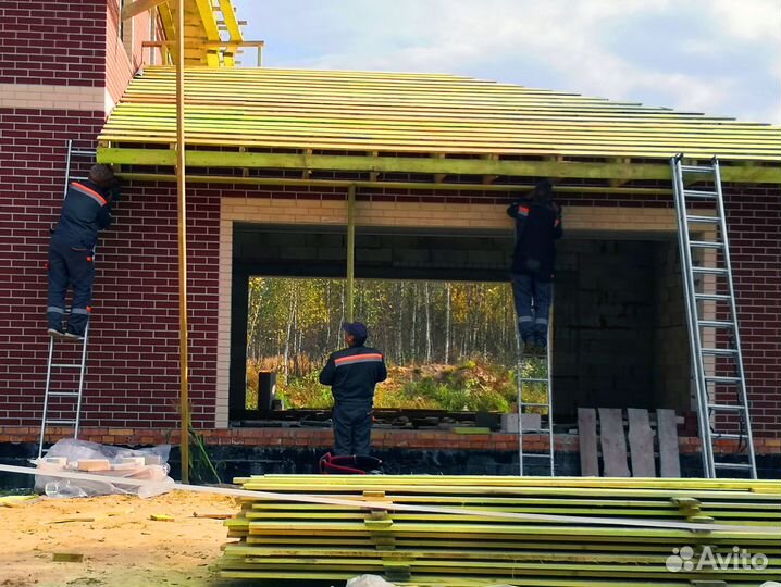 Монтаж софитов на полки крыши