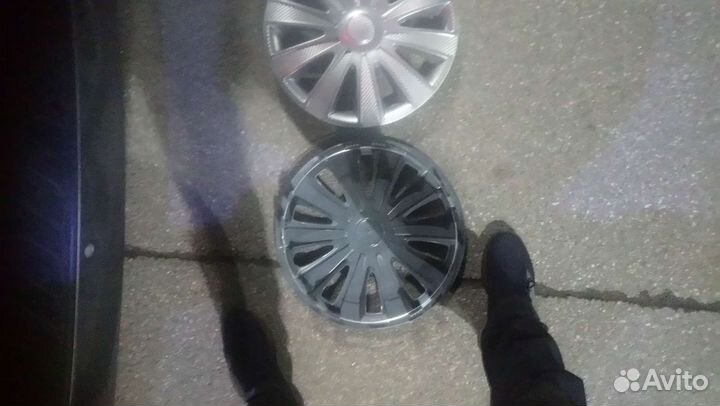 Колпаки r16 универсальный