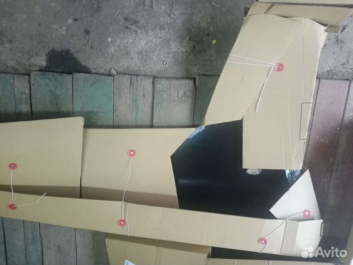 Крылья передние