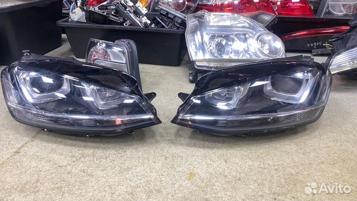 Фара левая правая Volkswagen Golf 7 поколение 2012