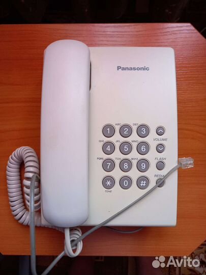 Стационарный телефон panasonic
