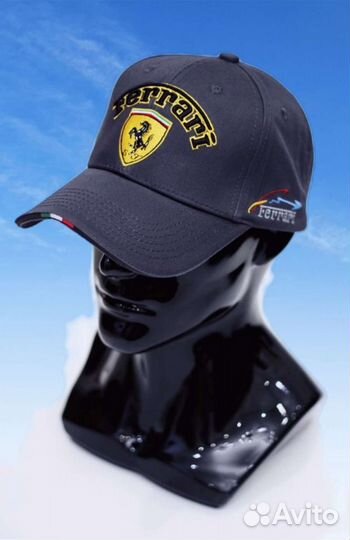Кепка ferrari
