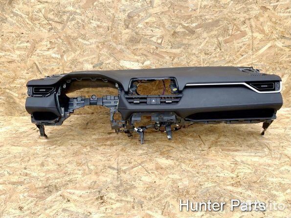 Toyota RAV 4 торпедо безопасность