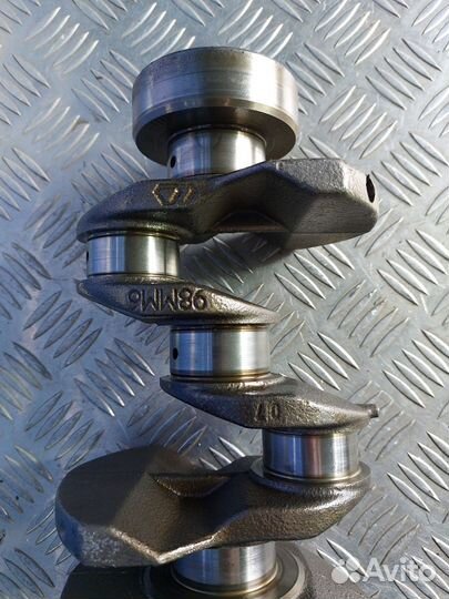 Коленвал Ford Focus (II) II (2004-2008)