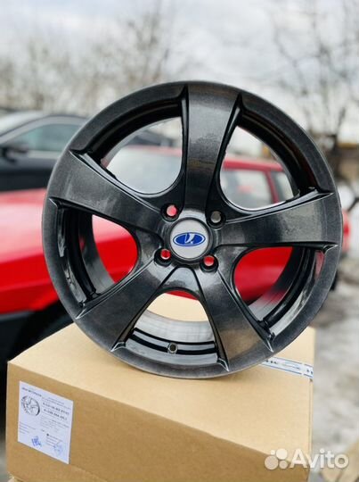 Литые диски на ваз Х-RAY Vesta Largus Рено D16