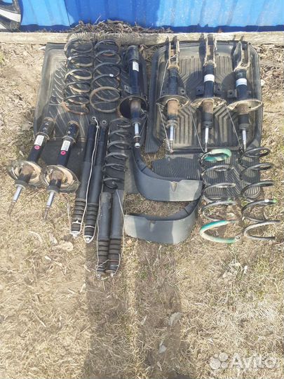 Запчасти на Рено б/у