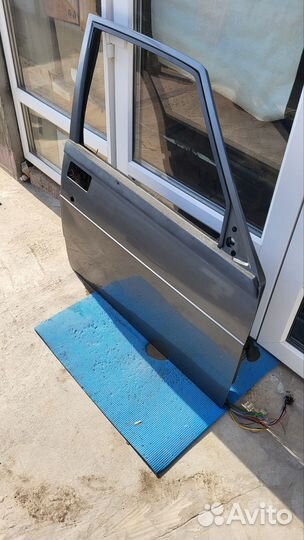 Двери на Альфа Ромео 75