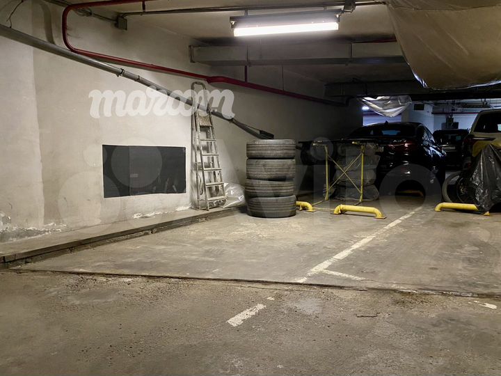 Машиноместо, 12 м²