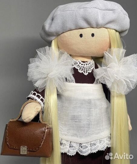 Кукла ручной работы «Школьница»