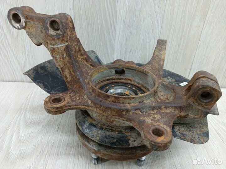 Кулак поворотный передний правый Hyundai Ix35