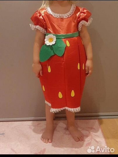 Карнавальный костюм клубнички