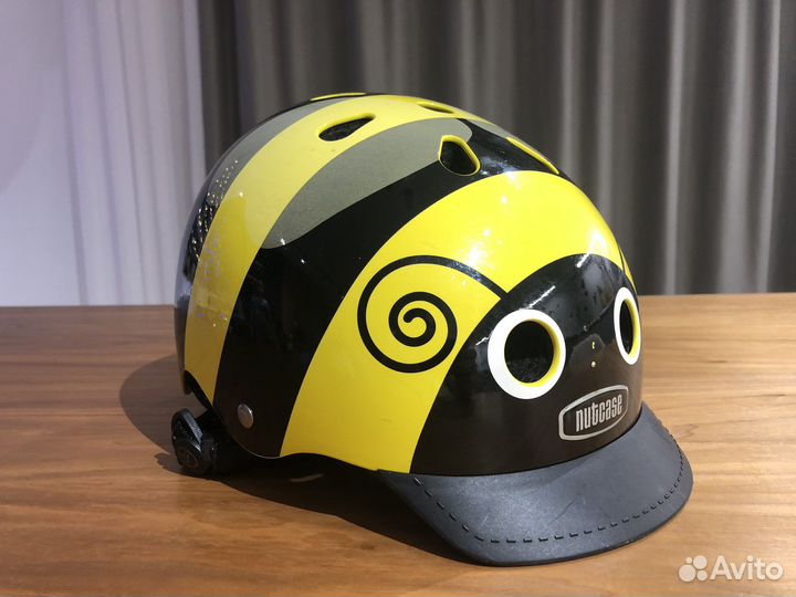 Детский шлем Nutcase