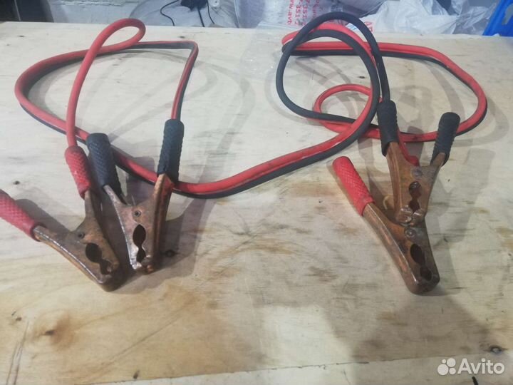 Провода для прикуривания автомобиля