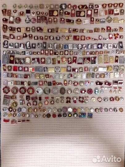 Коллекция значков ленин