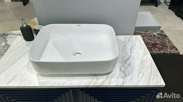 Подоконник