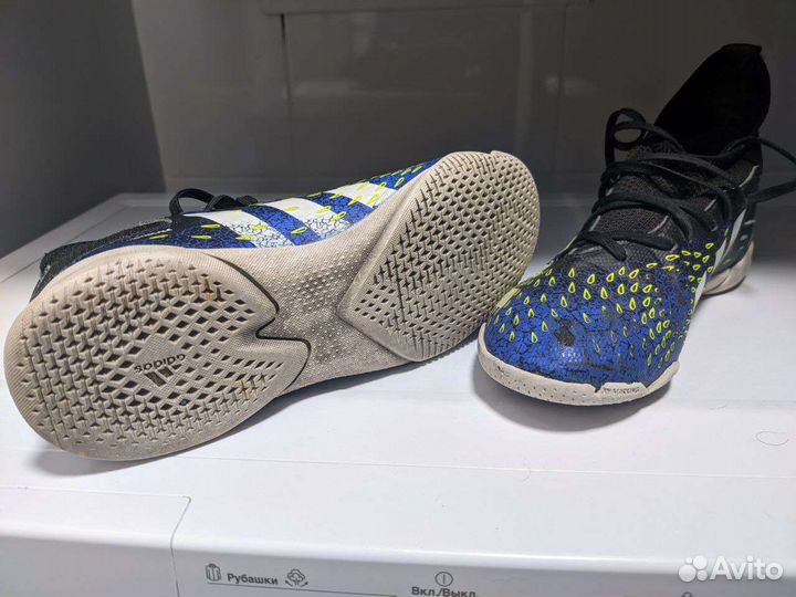 Adidas predator футзальные р33