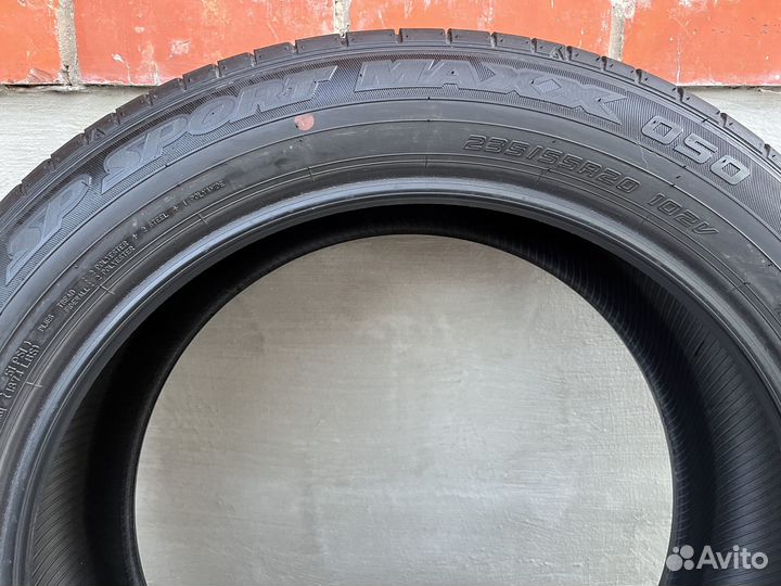 Dunlop SP Sport Maxx 050 235/55 R20 102V