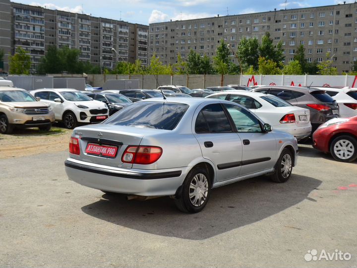 Nissan Almera 1.5 МТ, 2001, 240 000 км