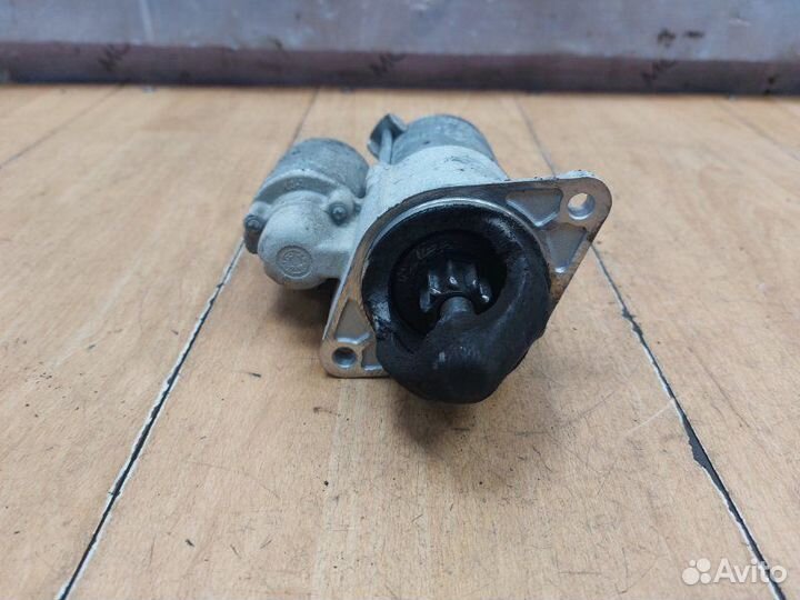 Стартер Opel Zafira B Z16XEP 2008