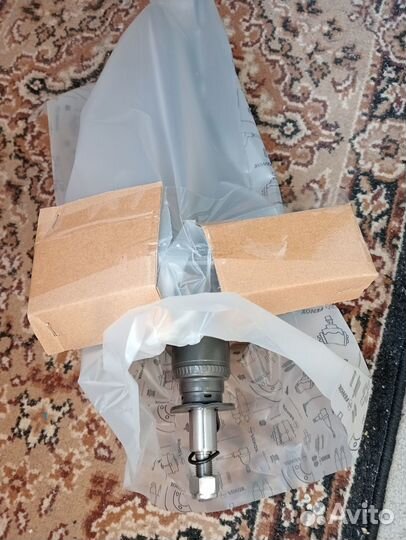 Амортизатор подвески передний Fenox A61031