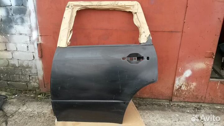 Дверь левая outlander 1