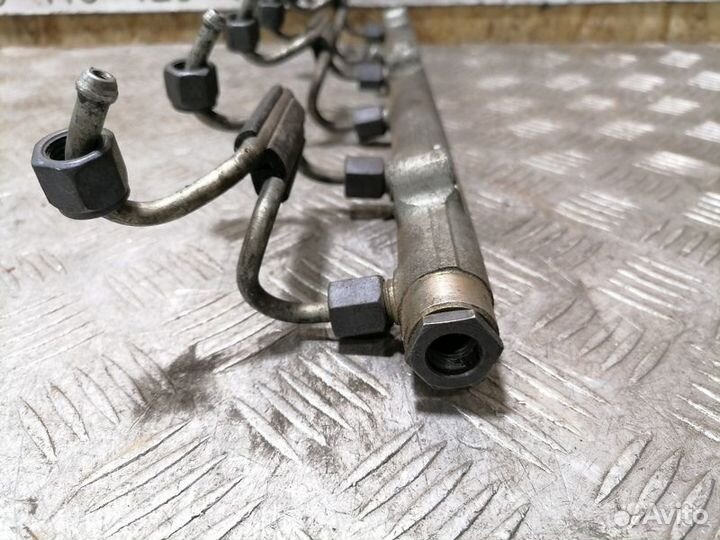 Рейка топливная рампа Bmw 5 e39 1995-2003