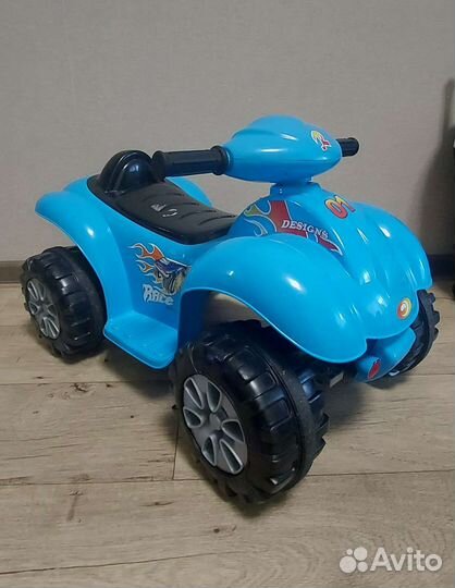 Детский автомобиль-квадроцикл на аккумуляторе