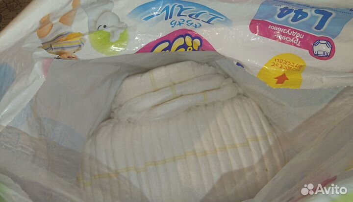 Подгузники Pampers. Haggies. Merries