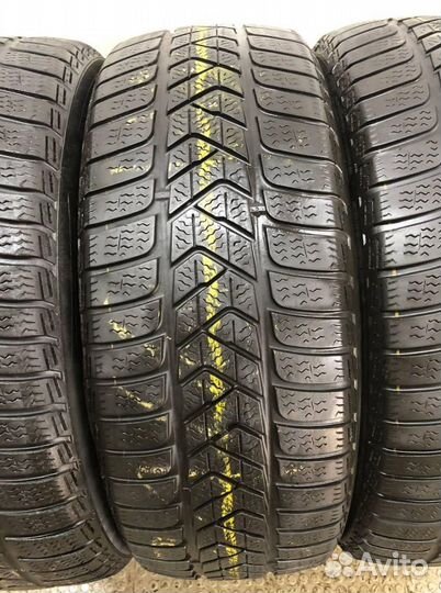 Pirelli Winter Sottozero 3 215/60 R16 98W