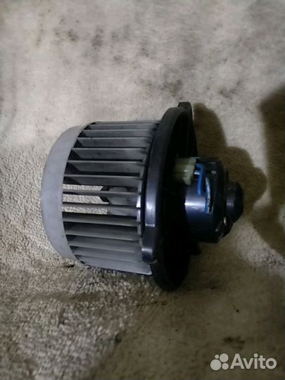 Моторчик печки Honda jazz gd1 2007