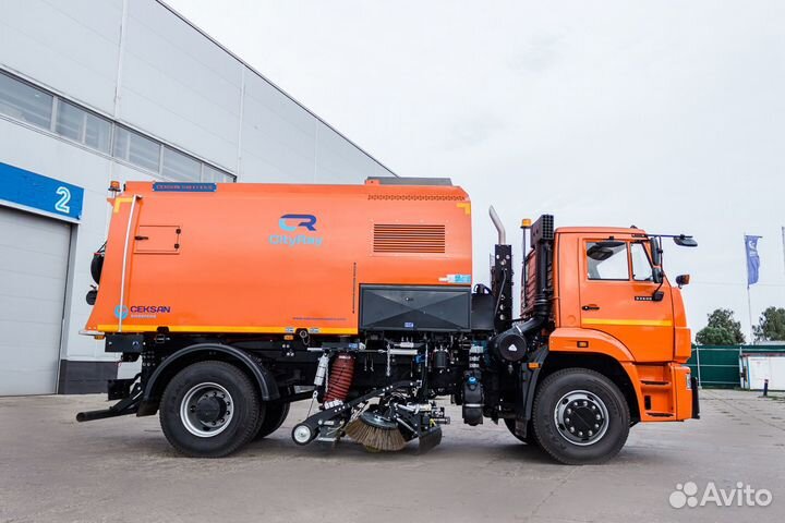 Подметально-уборочная машина Ceksan VKM 8000