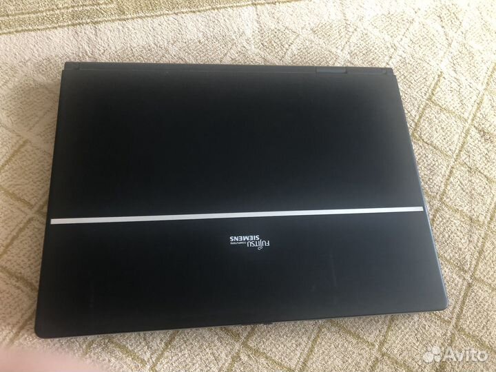 Fujitsu siemens XA 1526