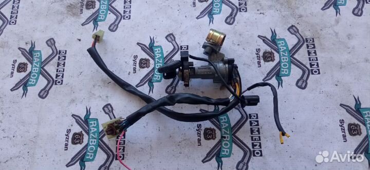 Замок зажигания Rover 200